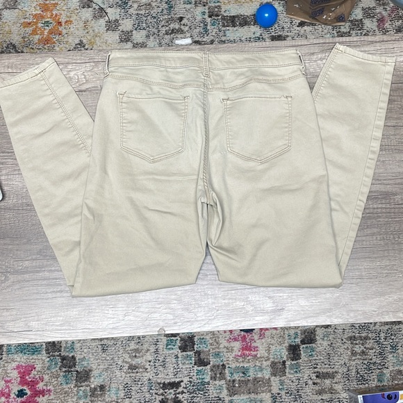 So High Rise khaki jeggings - Picture 5 of 5